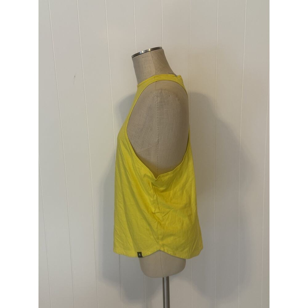 Adidas Shirt Womens XL Yellow Sleeveless Tank Top Athletic Spell Out Logo Gym - Picture 4 of 8